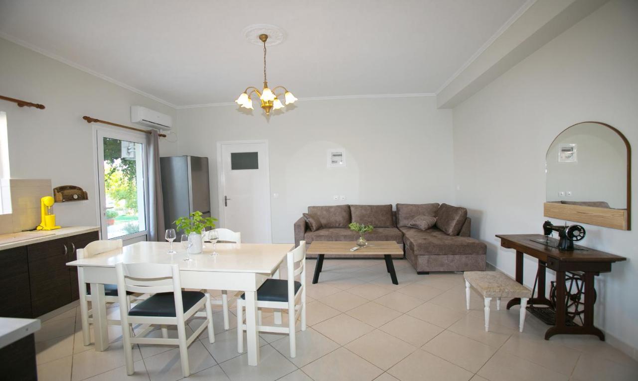 Babi'S Villa - Garden Apartment Lixouri Exterior foto
